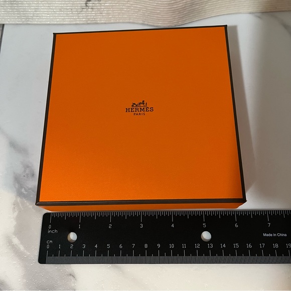 HERMÈS Box Pristine Condition - Picture 9 of 11